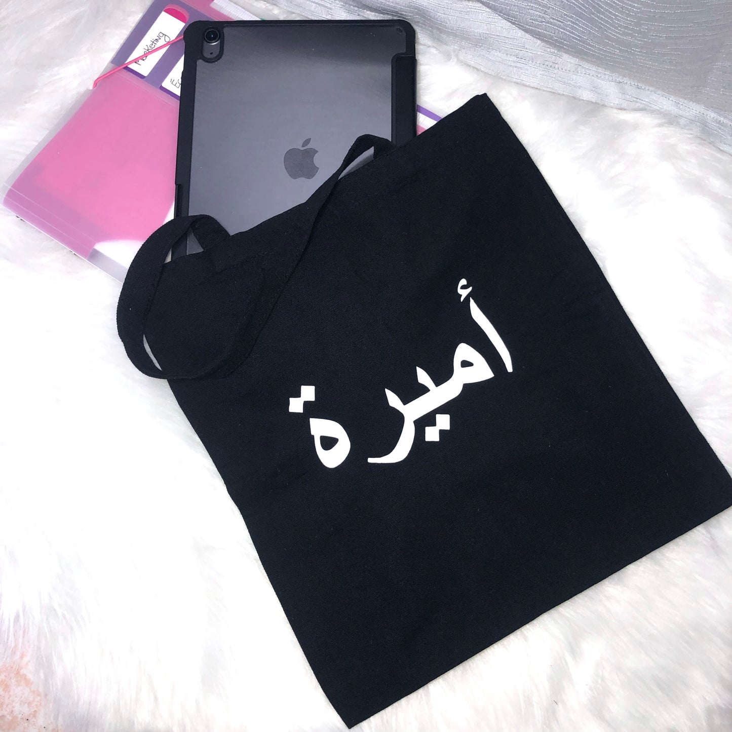 Tote bag